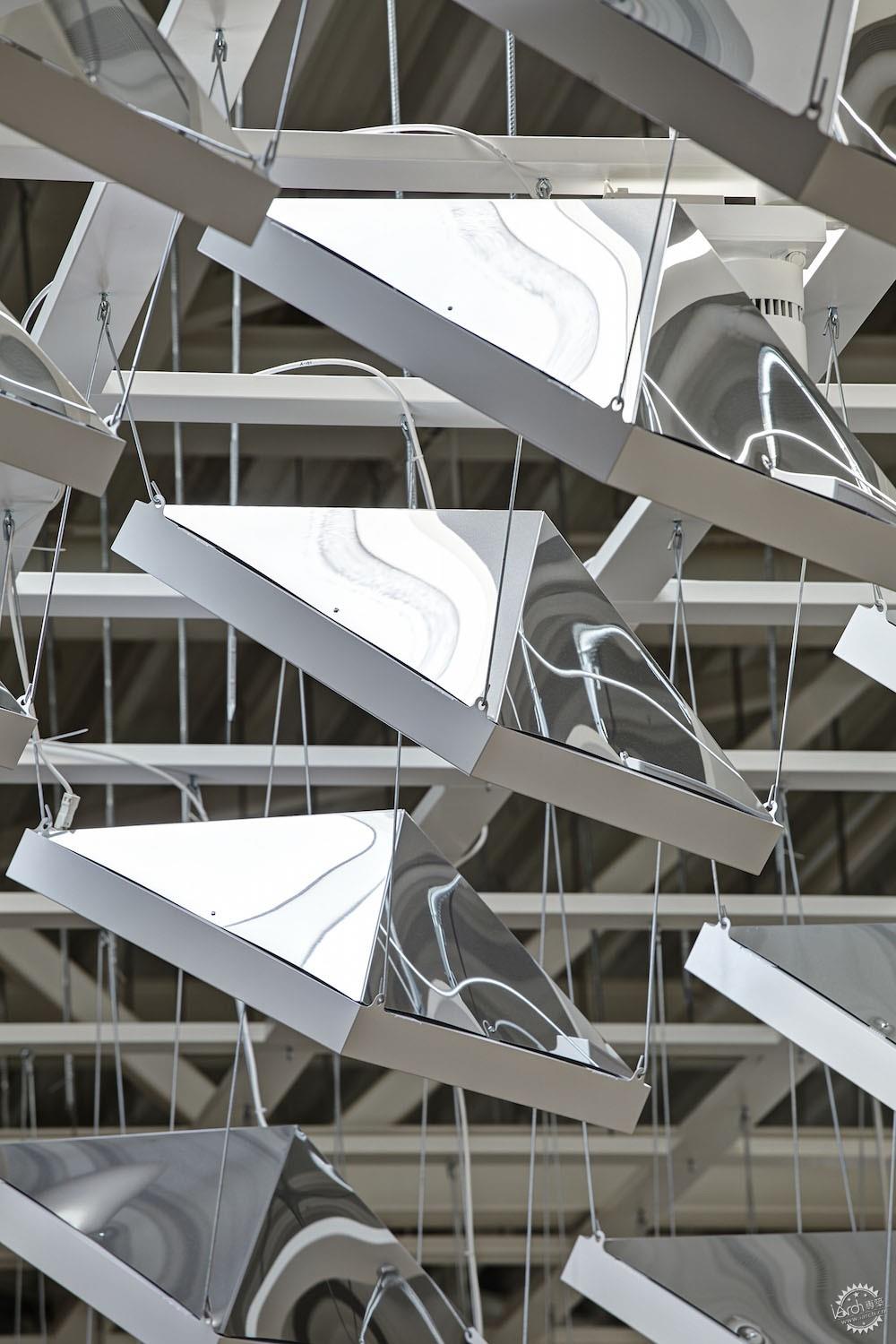 上帝之光智能灯/ lava